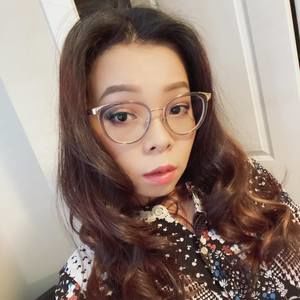 Meet your Posher, Sandy